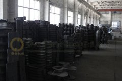廠房內(nèi)大量的備件